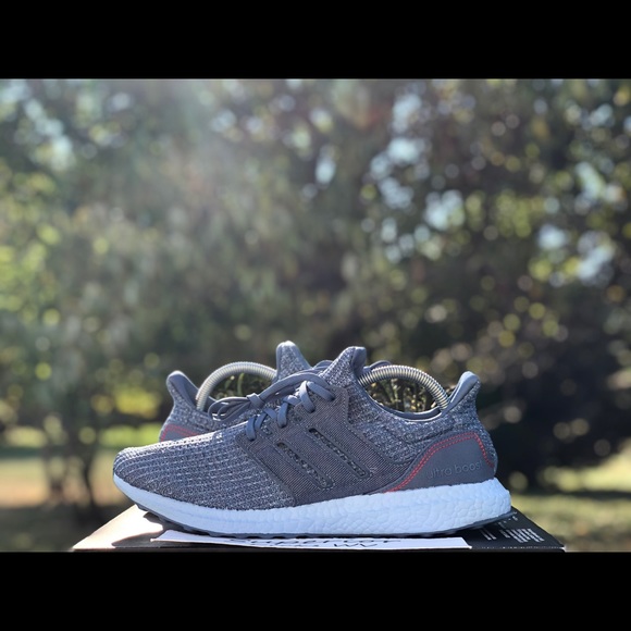 ultra boost 4.0 glow blue